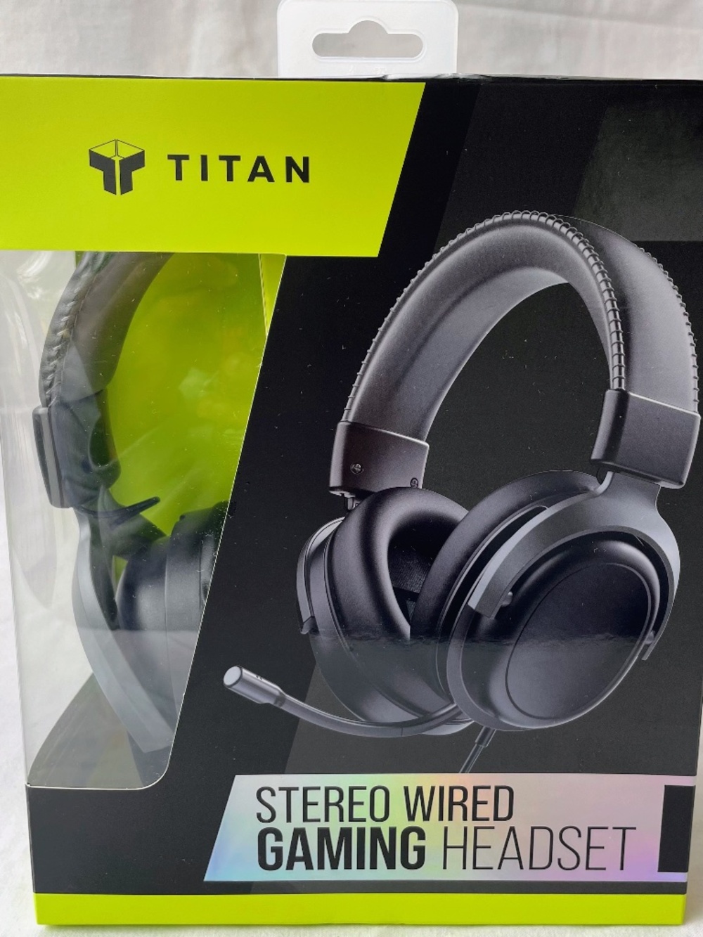 NEW SEALED Titan Stereo Wired Gaming Headset